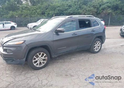 2016 Jeep Cherokee Latitude из США, поврежденный, VIN 1C4PJMCB7GW196879